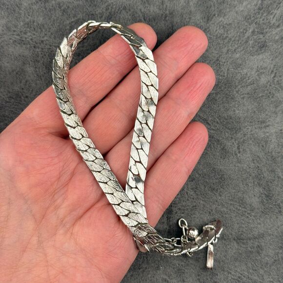 Vintage Signed Trifari Silver-Tone Herringbone Chain Collar Choker Necklace 14" - Picture 6 of 8